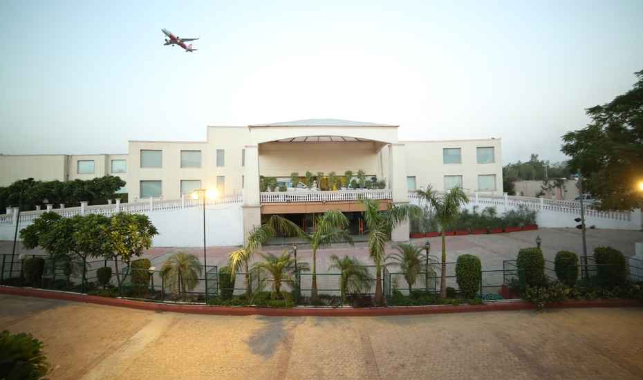 Hotel Udman (Boutique Resort by Ferns n Petals)