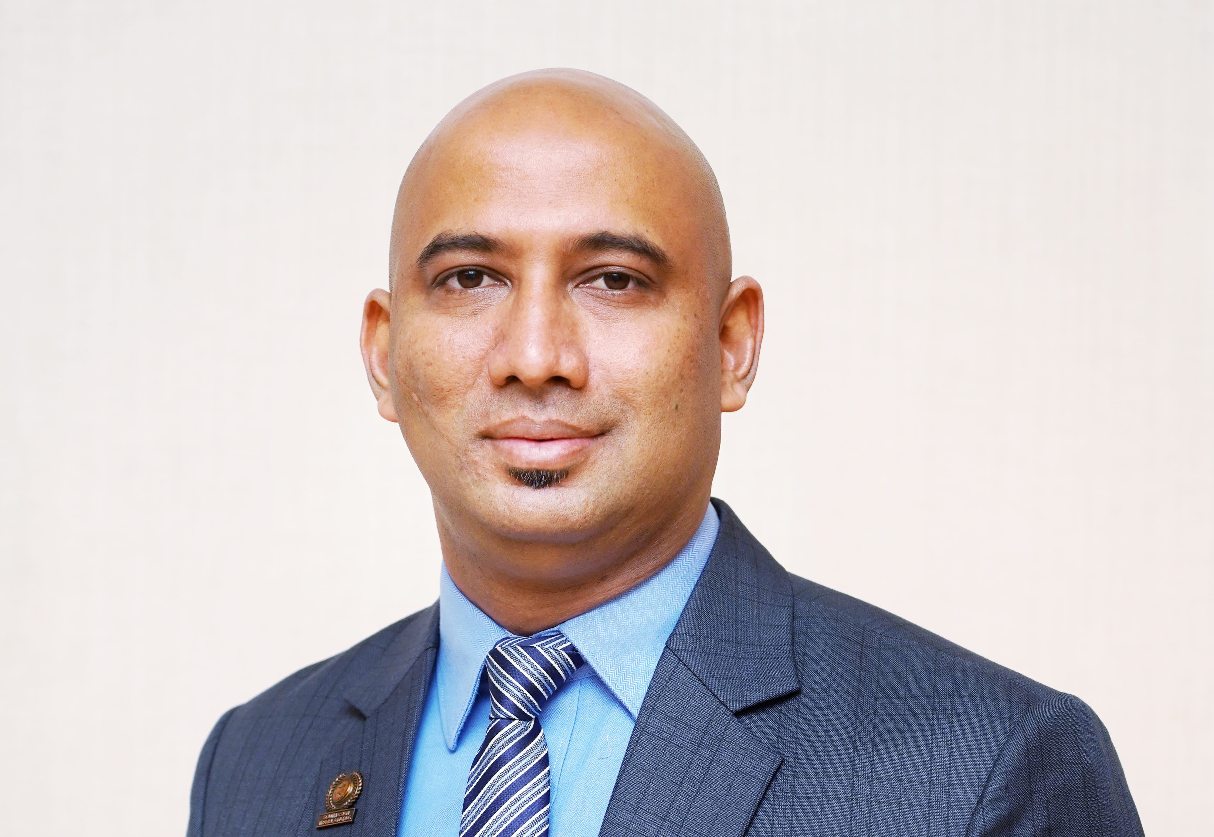 Alamgir Hossain - Platinum Grand by SHELTECH